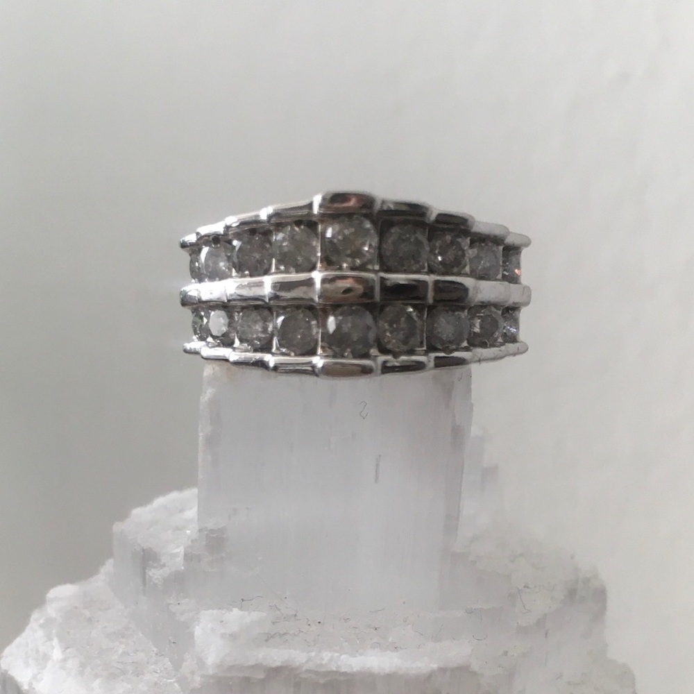 10k White gold and 18 stone diamond ring w papers